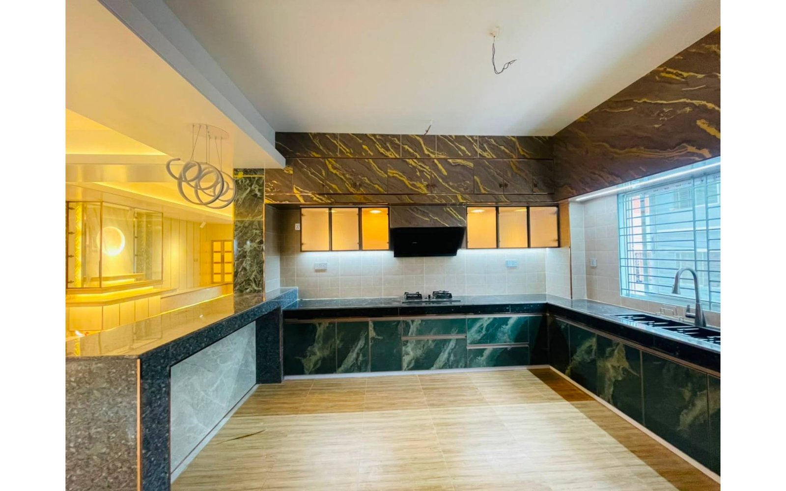 RESIDENCE  INTERIOR — gallery image 40